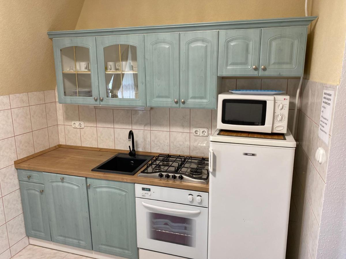 Appartement Sárga-Kék ház à Vonyarcvashegy Extérieur photo
